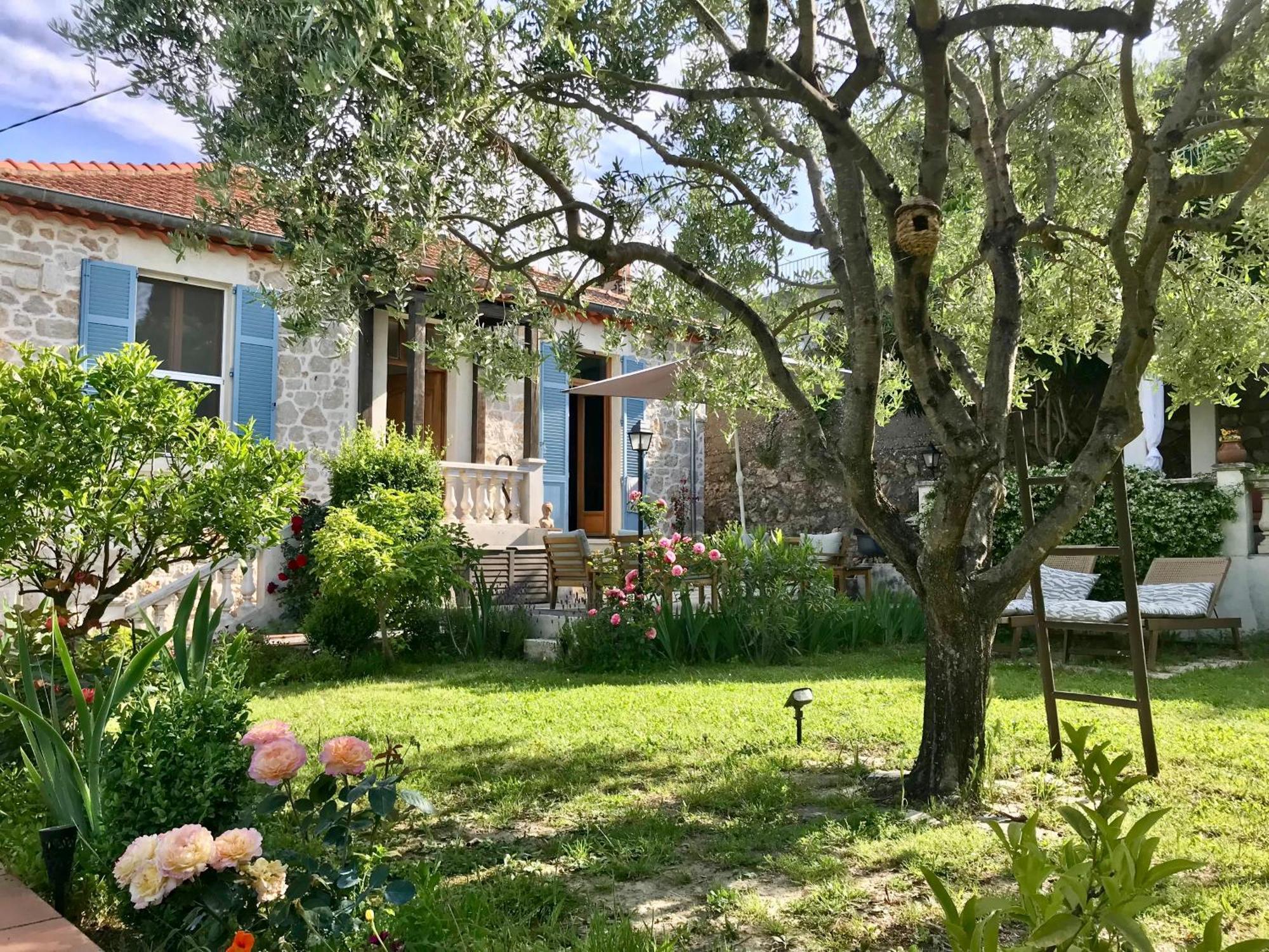 La Thebaide Bed & Breakfast Grasse Bagian luar foto