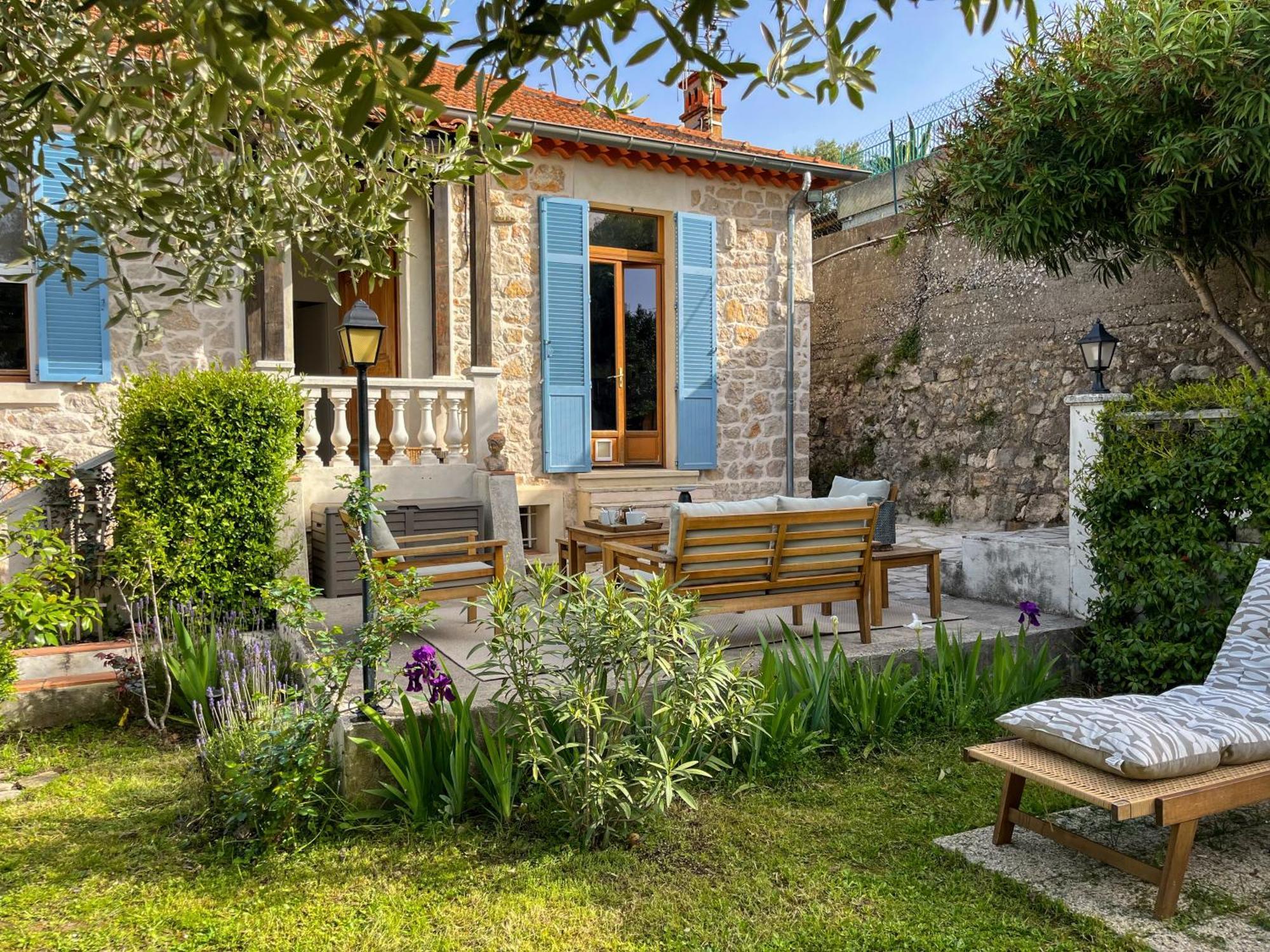 La Thebaide Bed & Breakfast Grasse Bagian luar foto