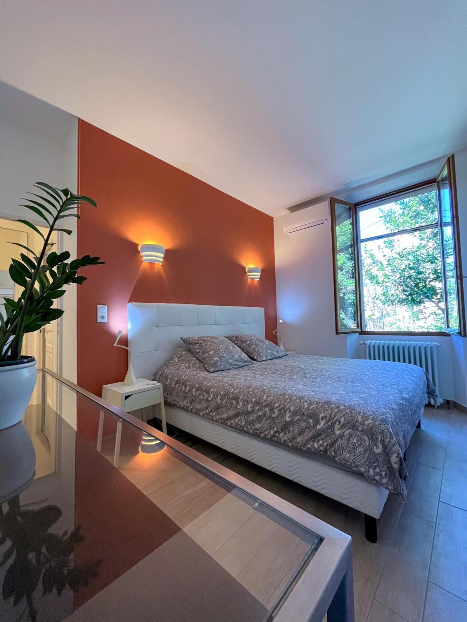 La Thebaide Bed & Breakfast Grasse Bagian luar foto